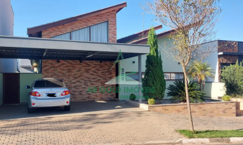 Casa à Venda no Residencial Bosques dos Ipês | 350m² | 2 Quartos | 1 Suíte | Quintal Amplo | 2 Vagas