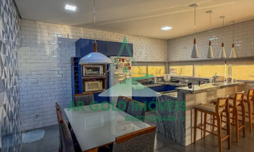 Casa à Venda no Residencial Bosques dos Ipês | 350m² | 2 Quartos | 1 Suíte | Quintal Amplo | 2 Vagas