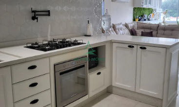 Apartamento à Venda na Aclimação | 147m² | 3 Quartos | Reformado | Churrasqueira | Villa D'Oro