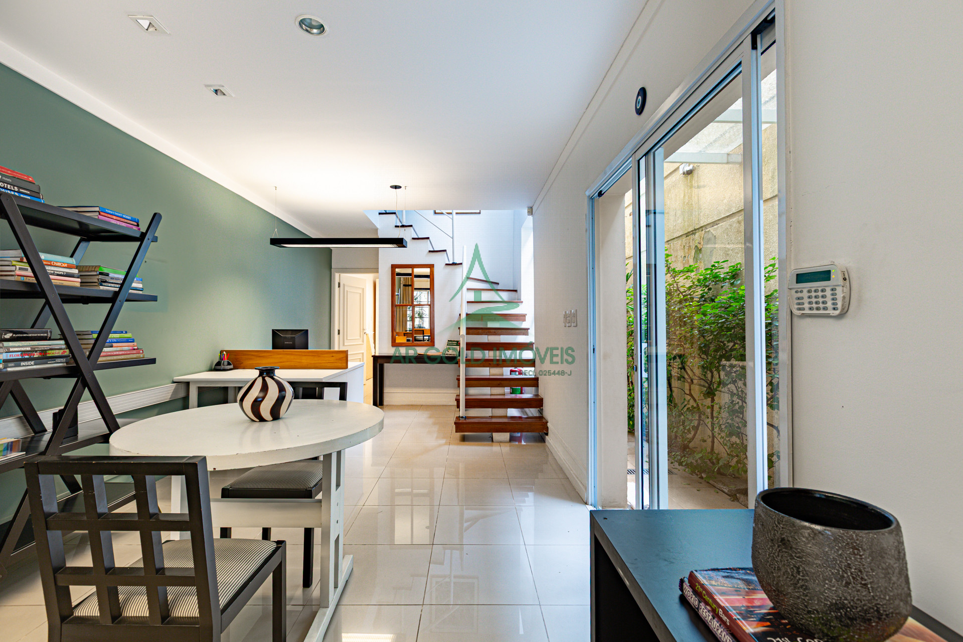 Sobrado à Venda em Perdizes | 172m² | 3 Quartos | 4 Banheiros | 1 Vaga