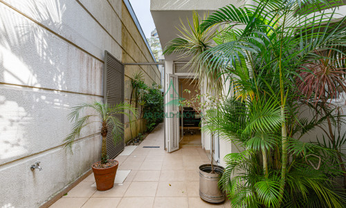 Sobrado à Venda em Perdizes | 172m² | 3 Quartos | 4 Banheiros | 1 Vaga