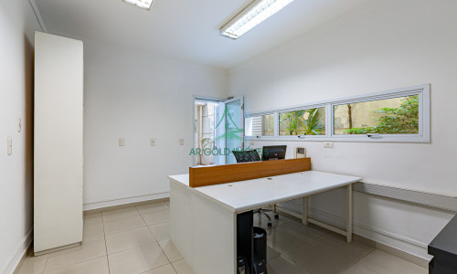 Sobrado à Venda em Perdizes | 172m² | 3 Quartos | 4 Banheiros | 1 Vaga