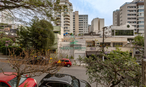 Sobrado à Venda em Perdizes | 172m² | 3 Quartos | 4 Banheiros | 1 Vaga