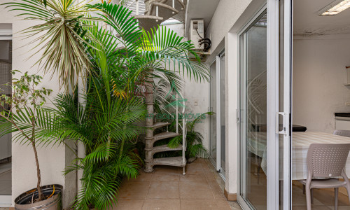 Sobrado à Venda em Perdizes | 172m² | 3 Quartos | 4 Banheiros | 1 Vaga