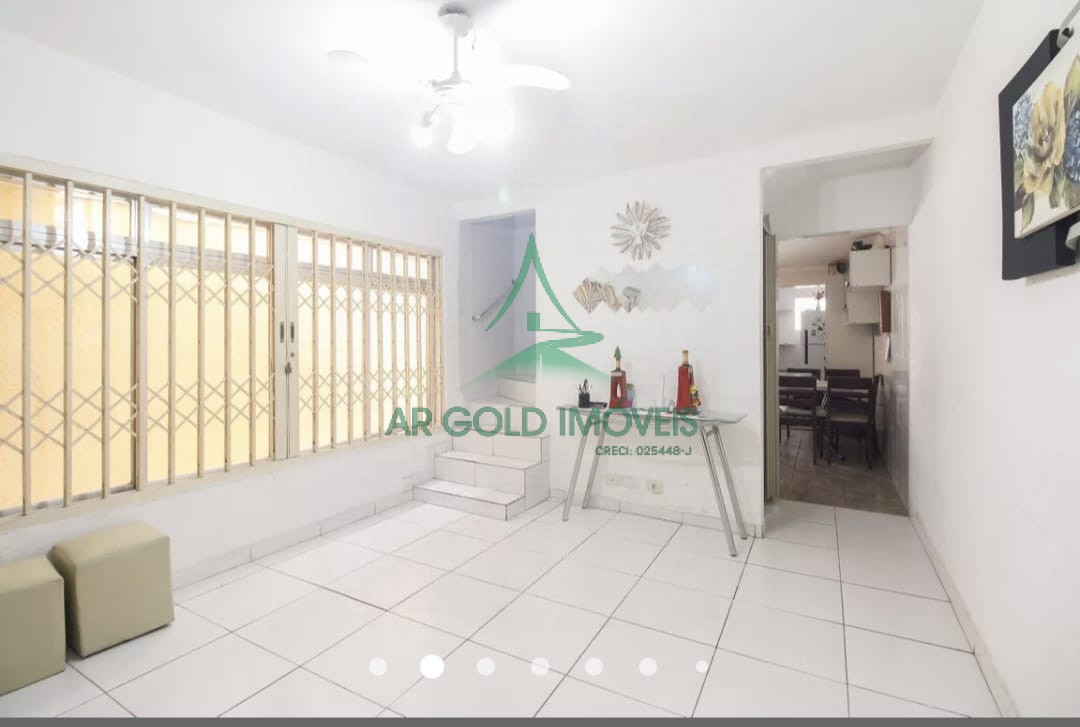 Casa à Venda na Penha | 100m² | 2 Dorms | Sacada | Churrasqueira | 1 Vaga | Próx. Shopping e Metrô