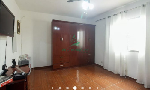 Casa à Venda na Penha | 100m² | 2 Dorms | Sacada | Churrasqueira | 1 Vaga | Próx. Shopping e Metrô
