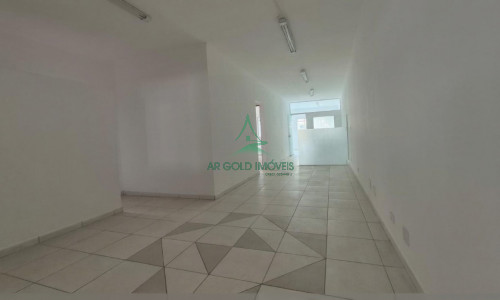 Galpão à Venda na Vila Prudente | 460m² | Terreno 300m² | Entrada para Caminhões | Trifásico