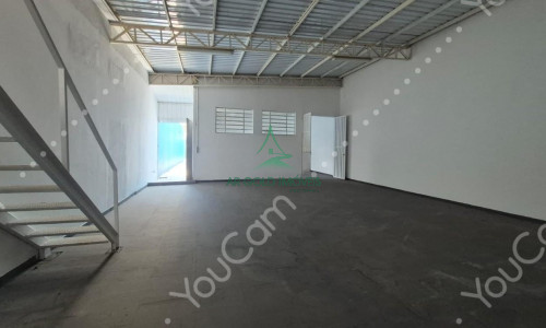 Galpão à Venda na Vila Prudente | 460m² | Terreno 300m² | Entrada para Caminhões | Trifásico