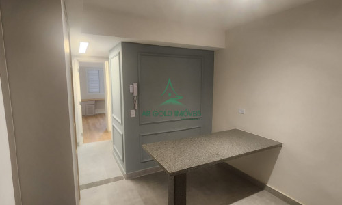 Apartamento à Venda no Rio Pequeno | 45m² | Decorado | Varanda | Edifício Rubi