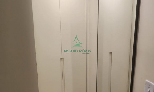 Apartamento à Venda no Rio Pequeno | 45m² | Decorado | Varanda | Edifício Rubi