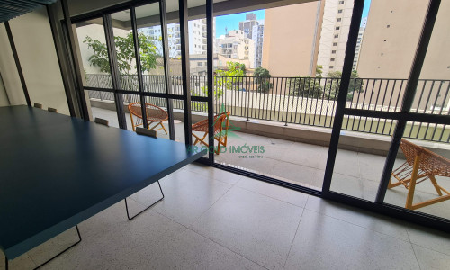 Studio à Venda e Locação em Perdizes | Varanda | Armários | Lazer | 40m da PUC | Sou Perdizes