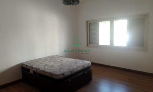 Casa Térrea à Venda no Parque São Domingos | 2 Dorms | Edícula | Escritório | Quintal | 1 Vaga