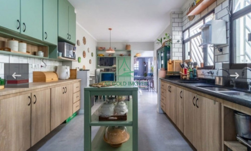 Sobrado à Venda no Siciliano | 140m² | 3 Dorms | 1 Suíte | Ar-Condicionado | Churrasqueira | 1 Vaga