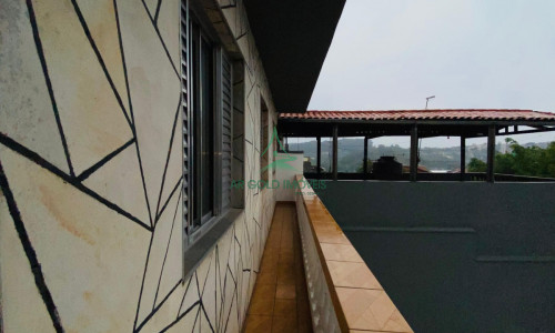 Imóvel à Venda no Jd. São Jorge | 338m² | 4 Casas | 8 Quartos | Churrasqueira | 3 Vagas