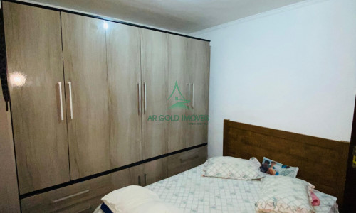 Imóvel à Venda no Jd. São Jorge | 338m² | 4 Casas | 8 Quartos | Churrasqueira | 3 Vagas