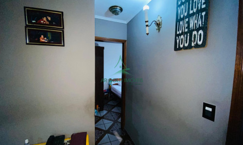 Imóvel à Venda no Jd. São Jorge | 338m² | 4 Casas | 8 Quartos | Churrasqueira | 3 Vagas