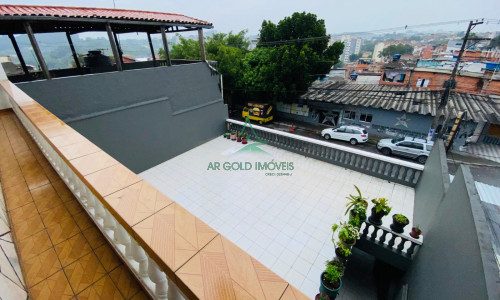 Imóvel à Venda no Jd. São Jorge | 338m² | 4 Casas | 8 Quartos | Churrasqueira | 3 Vagas
