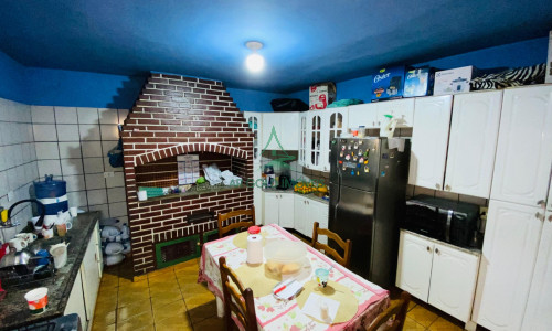 Imóvel à Venda no Jd. São Jorge | 338m² | 4 Casas | 8 Quartos | Churrasqueira | 3 Vagas
