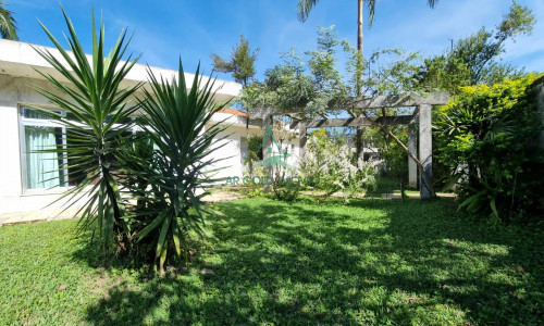 Casa à Venda na Vila Ida | 668m² de Terreno | 4 Suítes | Piscina | 3 Vagas