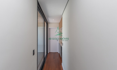 Casa à Venda em Alphaville | 516m² | 4 Suítes | Piscina com Spa | 12 Vagas | Alphaville 10