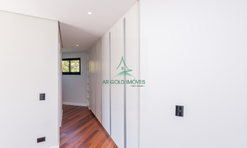 Casa à Venda em Alphaville | 516m² | 4 Suítes | Piscina com Spa | 12 Vagas | Alphaville 10