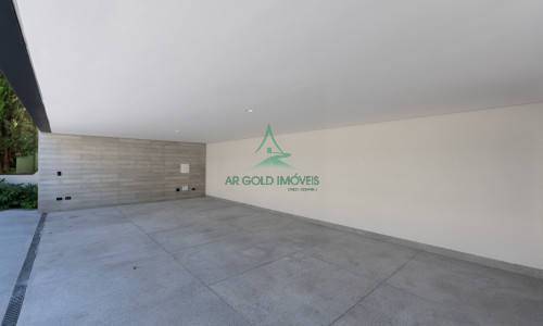 Casa à Venda em Alphaville | 516m² | 4 Suítes | Piscina com Spa | 12 Vagas | Alphaville 10
