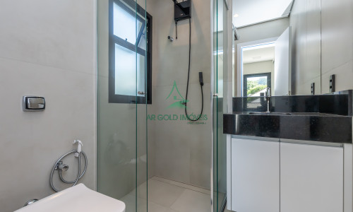 Casa à Venda em Alphaville | 516m² | 4 Suítes | Piscina com Spa | 12 Vagas | Alphaville 10