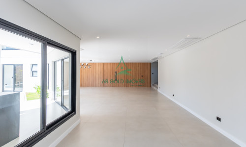 Casa à Venda em Alphaville | 516m² | 4 Suítes | Piscina com Spa | 12 Vagas | Alphaville 10