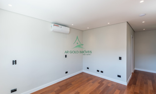Casa à Venda em Alphaville | 516m² | 4 Suítes | Piscina com Spa | 12 Vagas | Alphaville 10