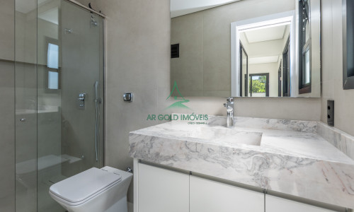 Casa à Venda em Alphaville | 516m² | 4 Suítes | Piscina com Spa | 12 Vagas | Alphaville 10