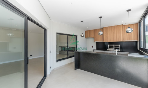 Casa à Venda em Alphaville | 516m² | 4 Suítes | Piscina com Spa | 12 Vagas | Alphaville 10