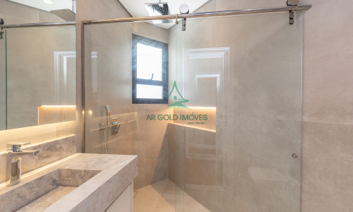 Casa à Venda em Alphaville | 516m² | 4 Suítes | Piscina com Spa | 12 Vagas | Alphaville 10