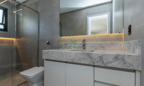 Casa à Venda em Alphaville | 516m² | 4 Suítes | Piscina com Spa | 12 Vagas | Alphaville 10
