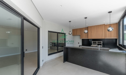 Casa à Venda em Alphaville | 516m² | 4 Suítes | Piscina com Spa | 12 Vagas | Alphaville 10