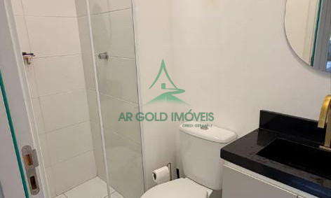 Apartamento à Venda no Socorro | 35m² | 2 Quartos | Varanda | Porteira Fechada | Andar Alto