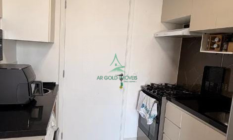 Apartamento à Venda no Socorro | 35m² | 2 Quartos | Varanda | Porteira Fechada | Andar Alto