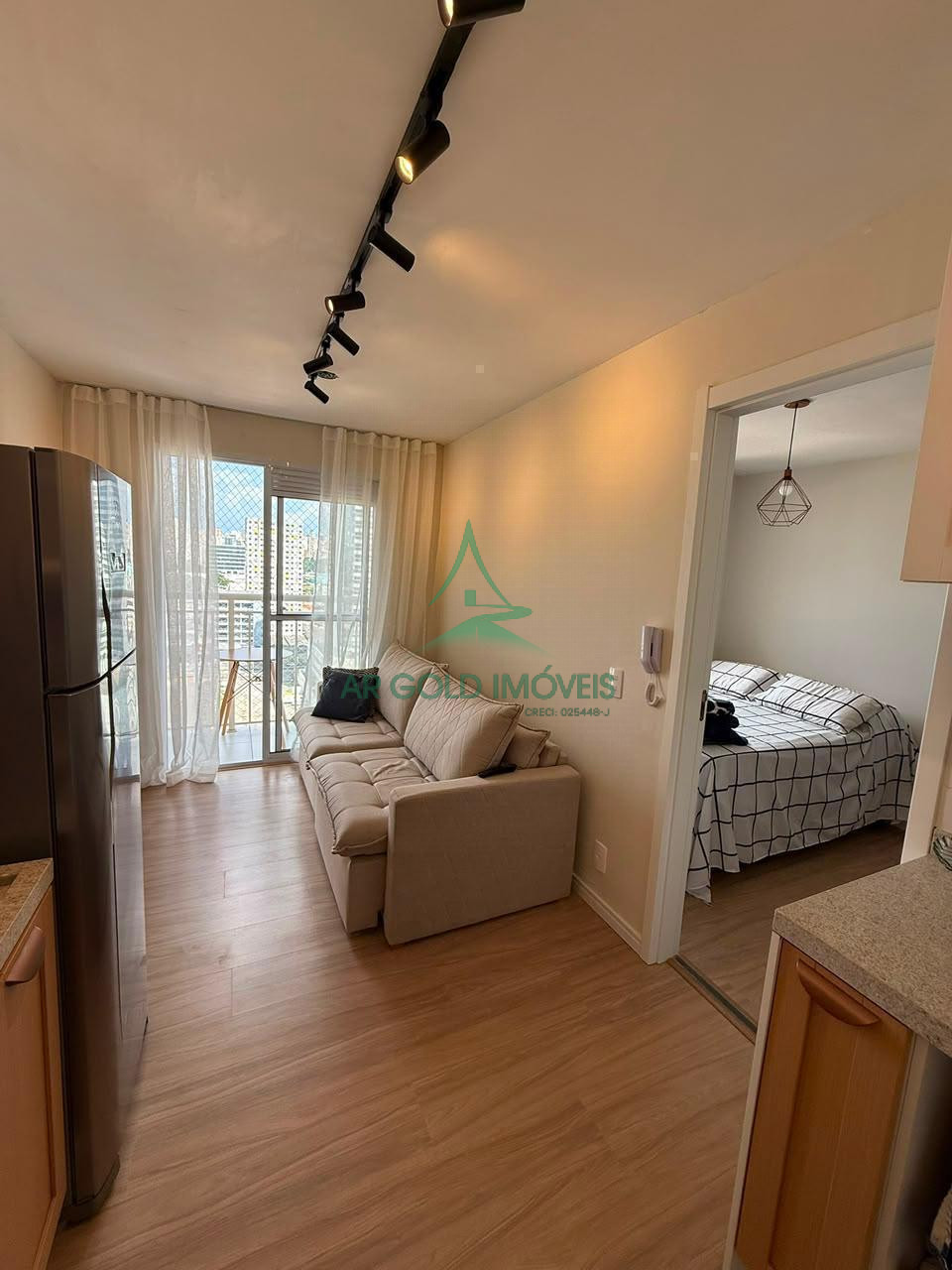 Apartamento à Venda no Reserva Barra Funda | 27m² | 1 Suíte | Mobiliado | Varanda