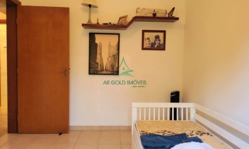 Casa à Venda em Condomínio no Guarujá | 150m² | 3 Dorms | Piscina | 3 Vagas