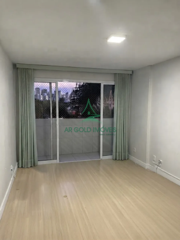 Apartamento à Venda na Vila Olímpia | 65m² | 2 Dorms | 1 Vaga | Varanda | Trinidad