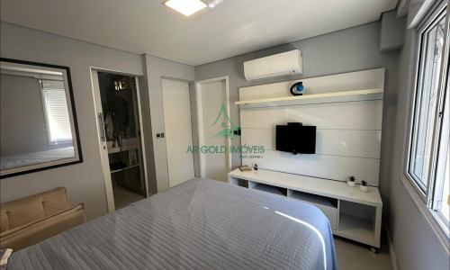 Apto à Venda na Enseada | 80m² | 3 Dorms | 1 Suíte | Mobiliado | 3 Quadras da Praia | 1 Vaga