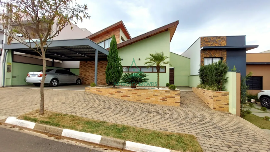 Casa à Venda em Tatuí | 350m² | 2 Quartos | 1 Suíte | Quintal | 2 Vagas | Bosques dos Ipês