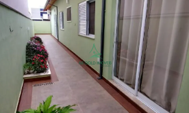 Casa à Venda em Tatuí | 350m² | 2 Quartos | 1 Suíte | Quintal | 2 Vagas | Bosques dos Ipês