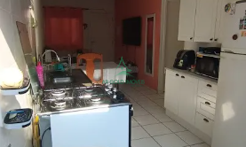 Casa à Venda no Guarujá | 43m² | 2 Dorms | Churrasqueira | 2 Vagas | Victória Park