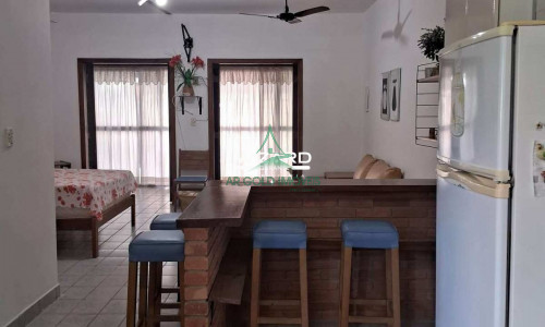 Casa à Venda na Enseada | 100m² | 1 Dorm | Mobiliada | Churrasqueira | 2 Vagas | Monteiro da Cruz