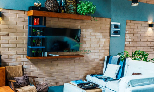 Loft à Venda no Jardim Guançã | 230m² | 1 Suíte | 2 Vagas | Porteira Fechada | Edícula + Escritório
