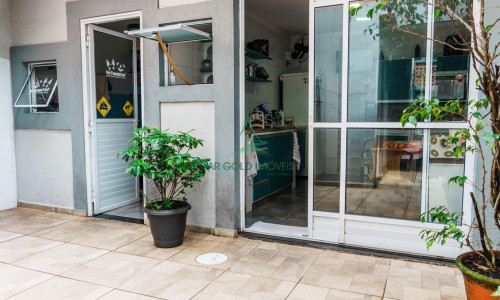 Loft à Venda no Jardim Guançã | 230m² | 1 Suíte | 2 Vagas | Porteira Fechada | Edícula + Escritório