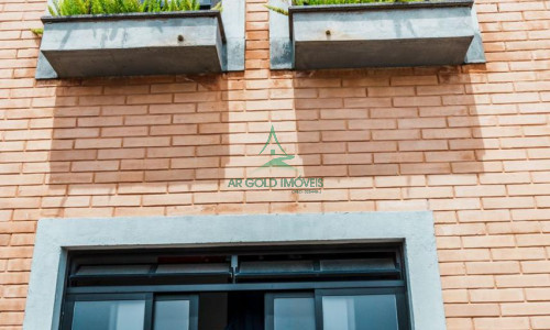 Loft à Venda no Jardim Guançã | 230m² | 1 Suíte | 2 Vagas | Porteira Fechada | Edícula + Escritório
