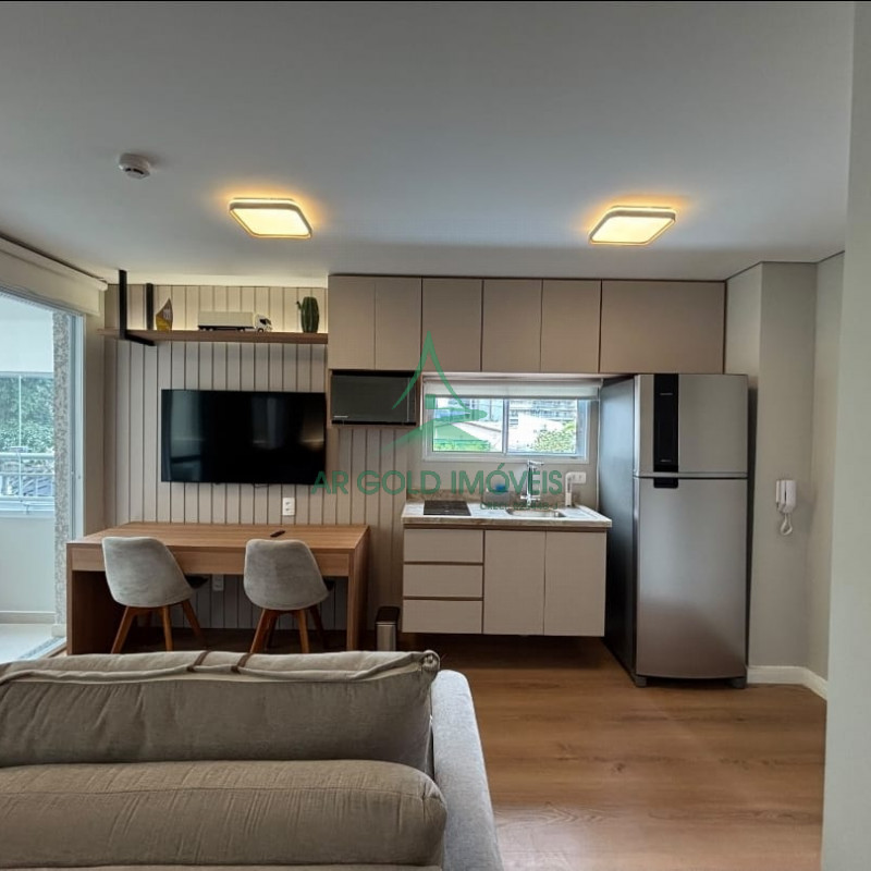 Studio à Venda em Pinheiros | 31m² | Mobiliado | Sacada Envidraçada | Lazer Completo | Welconx