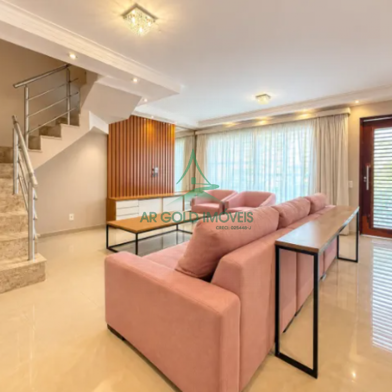 Casa à Venda na Granja Viana | 164m² | 3 Suítes | Mobiliada | 2 Vagas | Recanto Bel Fiori