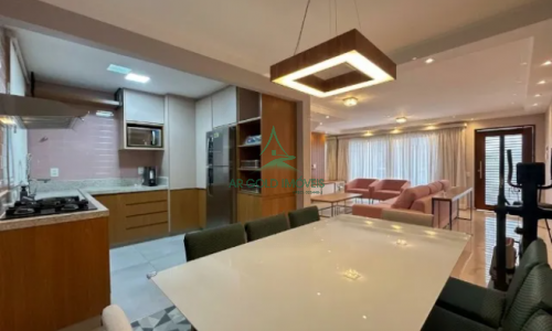 Casa à Venda na Granja Viana | 164m² | 3 Suítes | Mobiliada | 2 Vagas | Recanto Bel Fiori